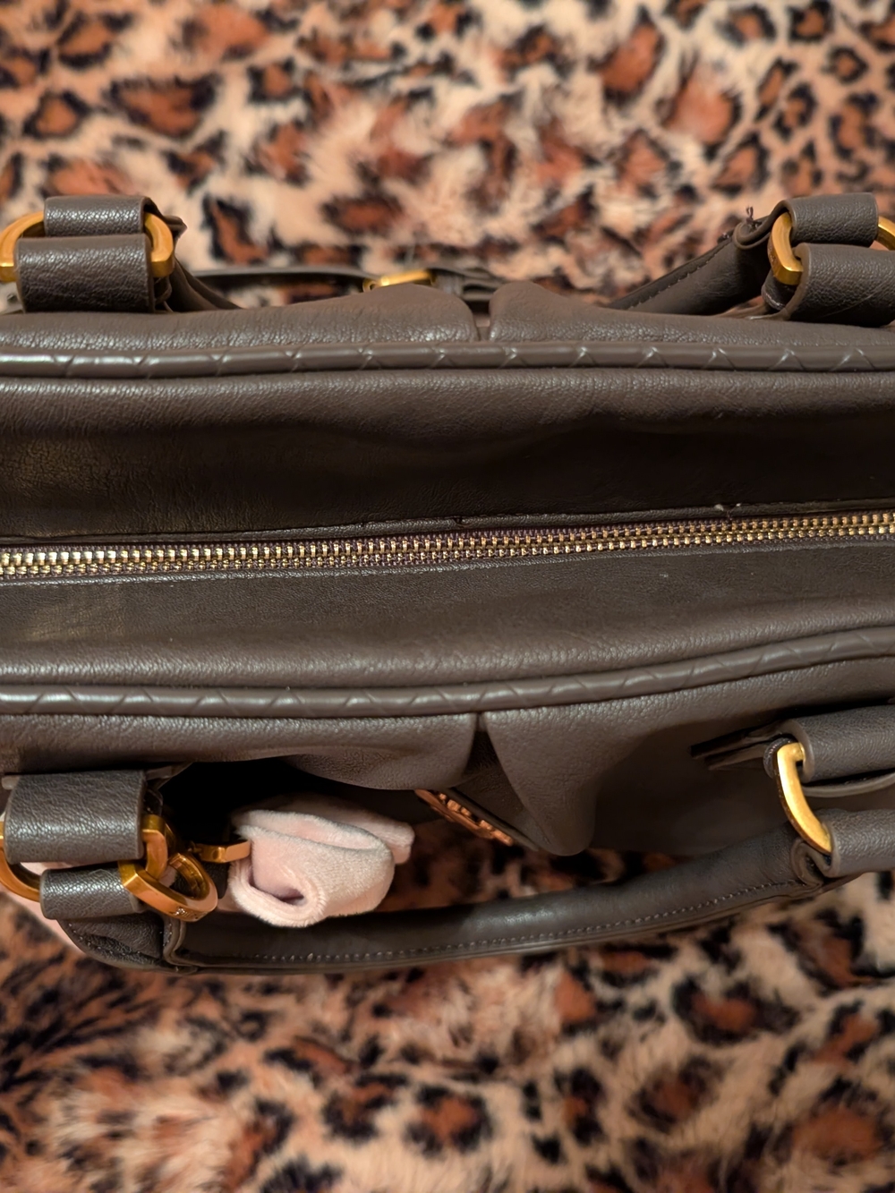 Juicy Couture Dark Brown Satchel with Pink Bow and Gold Hardware - Picture 4 of 12